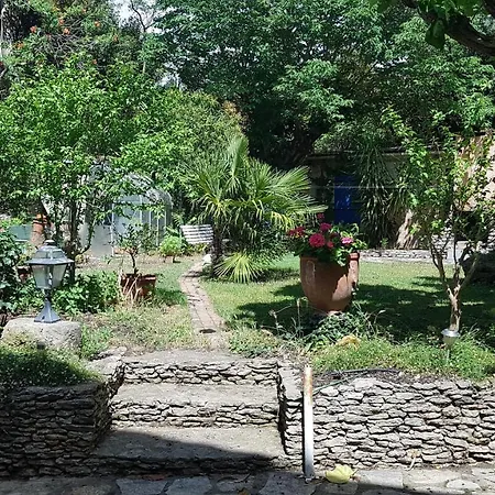 D'hotes Les Arbousiers